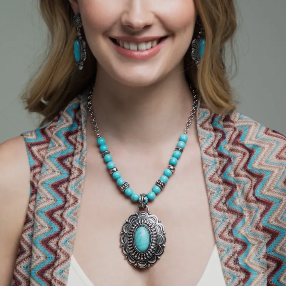 Turquoise and Silver Pendant Necklace NWT - Picture 3 of 6